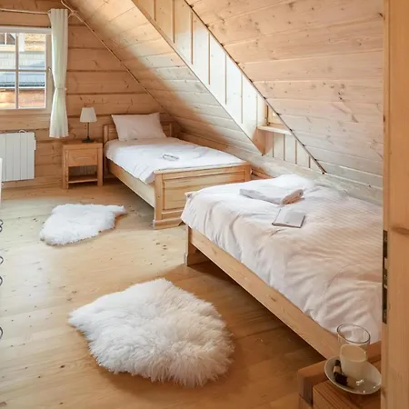 Nydala Rustic Chalet *